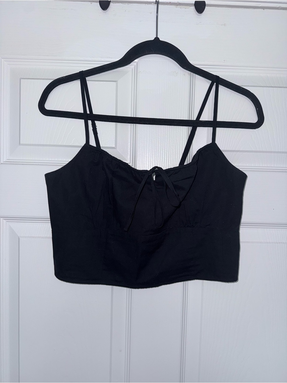 Abercrombie & Fitch Black Cropped Spaghetti Strap Tie-Front Camisole